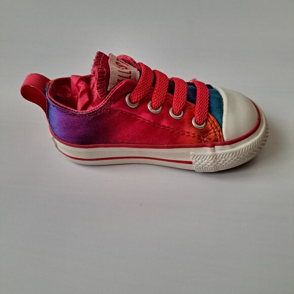 Converse All Star Rainbow Toddler Sneakers Size 4 Colorful Low Tops 🌈 - Picture 4 of 7